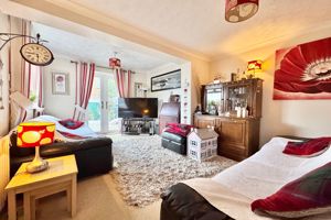 Lounge- click for photo gallery